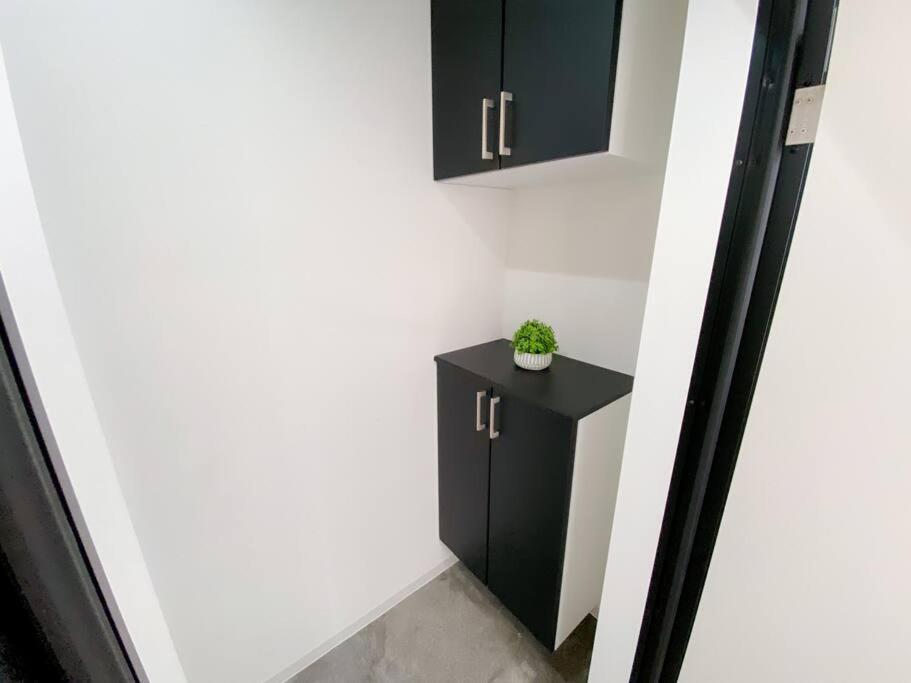 Residential Hotel Glitter Usjまで1駅5分 Osaka Bilik gambar
